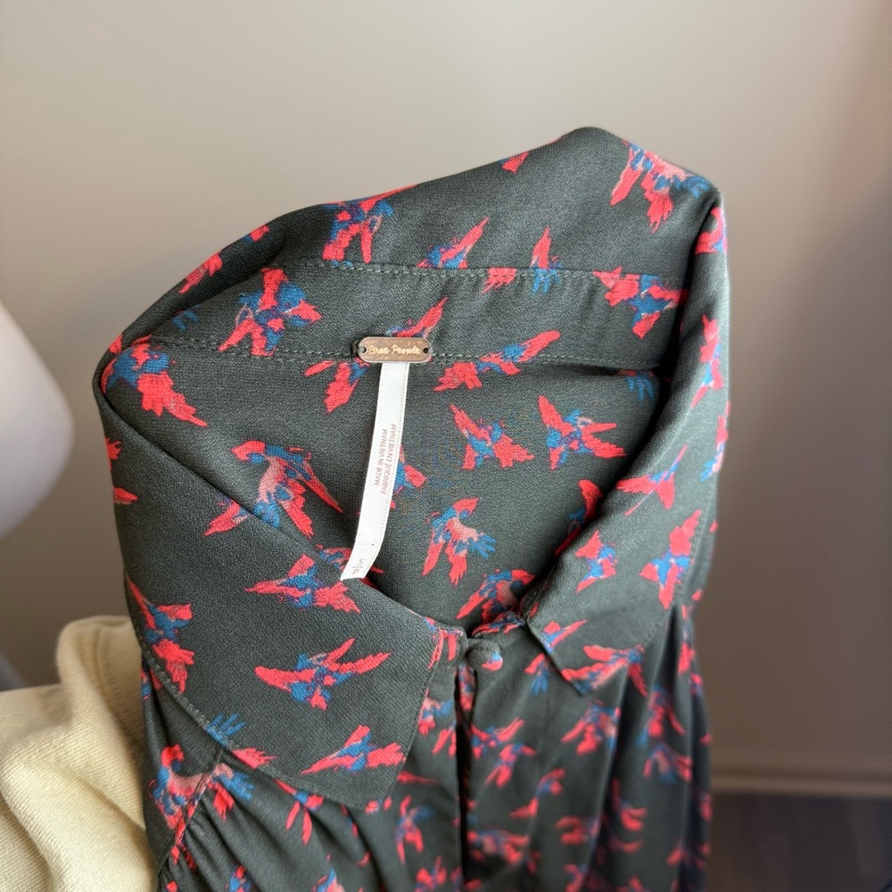 Free People Button Down Blouse Size S - Picture 5 of 5